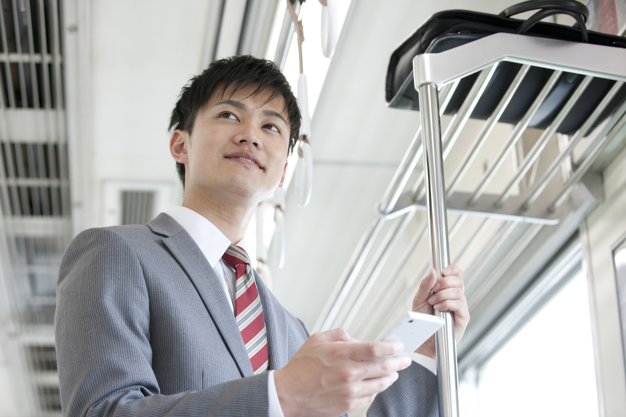部屋がゴミ屋敷化、東京片付け業者を探してご依頼《東京都港区在住・20代男性・会社員》賃貸マンション片付け